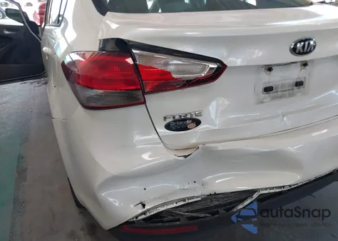 2018 Kia Forte Lx из США, поврежденный, VIN 3KPFL4A72JE261434